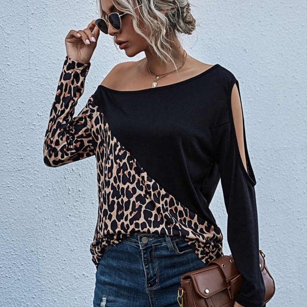 Leopard print off shoulder long sleeve top - Picture 6 of 15